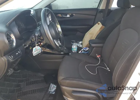 2019 Kia Forte Gt Line z USA, uszkodzony, nr VIN 3KPF34AD3KE127278